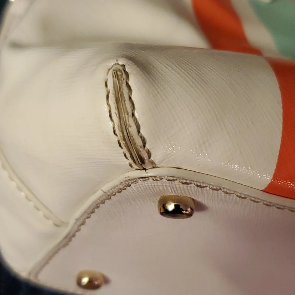 Kate Spade pocket book, white with colored stripes! - Picture 4 of 8